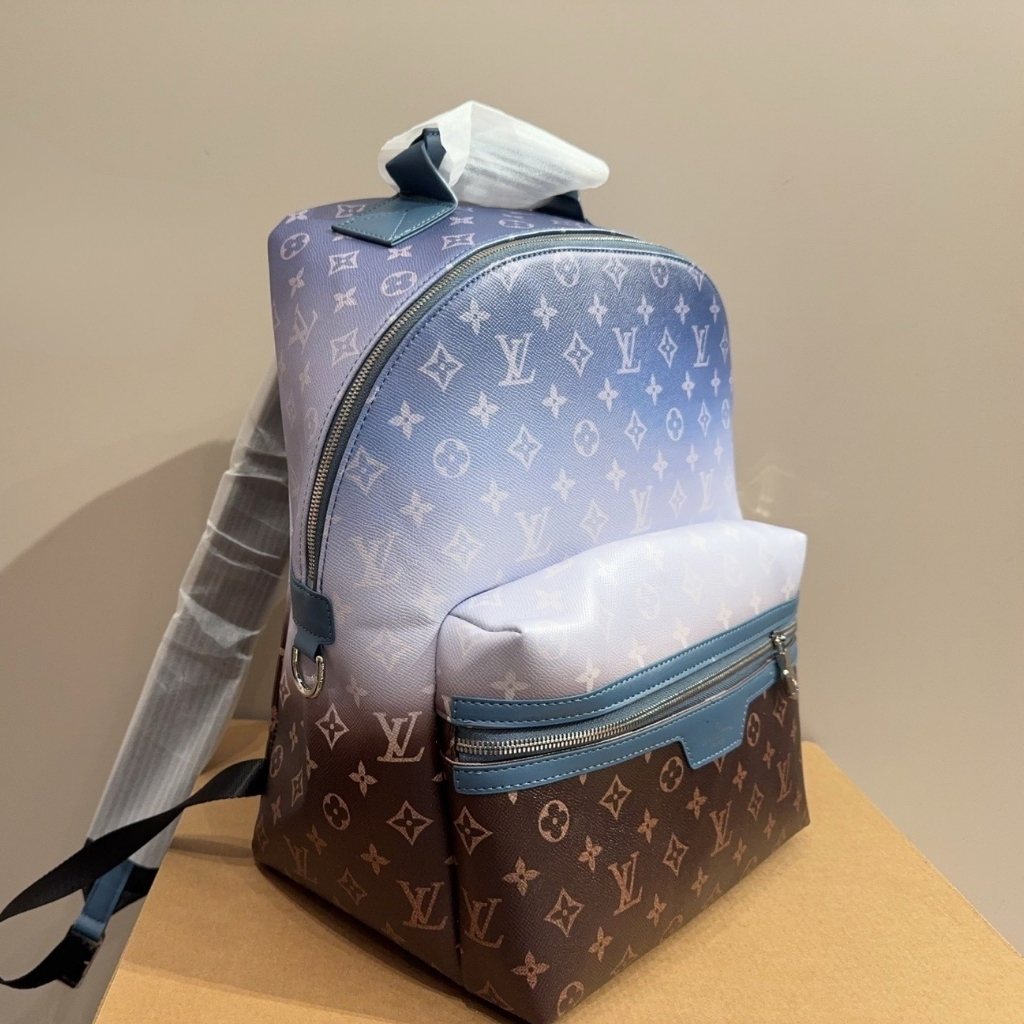 Louis Vuitton Discovery Backpack PM Monogram Pigment Blue 38cm M28025 - Image 3